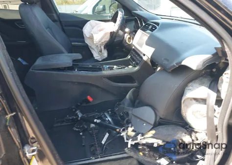 2020 Jaguar F-Pace Premium P300 Awd Automatic from USA, damaged, VIN SADCJ2GXXLA651373